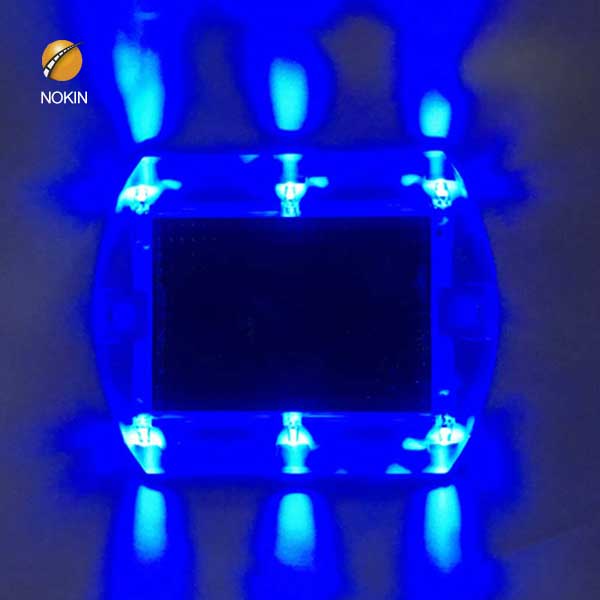 Blue Synchronous Flashing Led Solar Pavement Marker With 